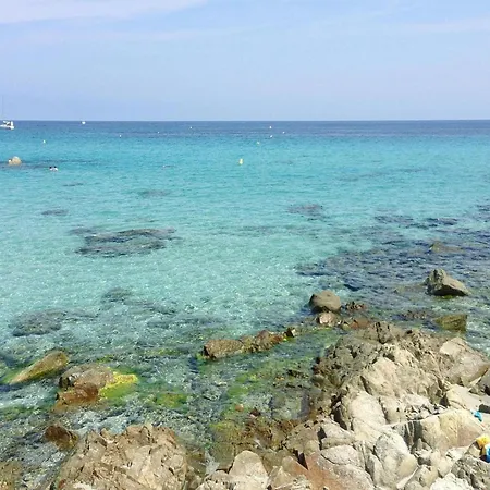 Apartment In Ile Rousse Near Bodri Beach, Cleaning Included Apartamento